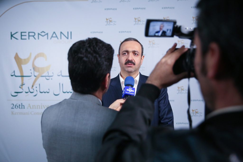 مصاحبه حاج طاهر کرمانی در مراسم بیست و ششمین سالگرد تأسیس گروه ساختمانی کرمانی