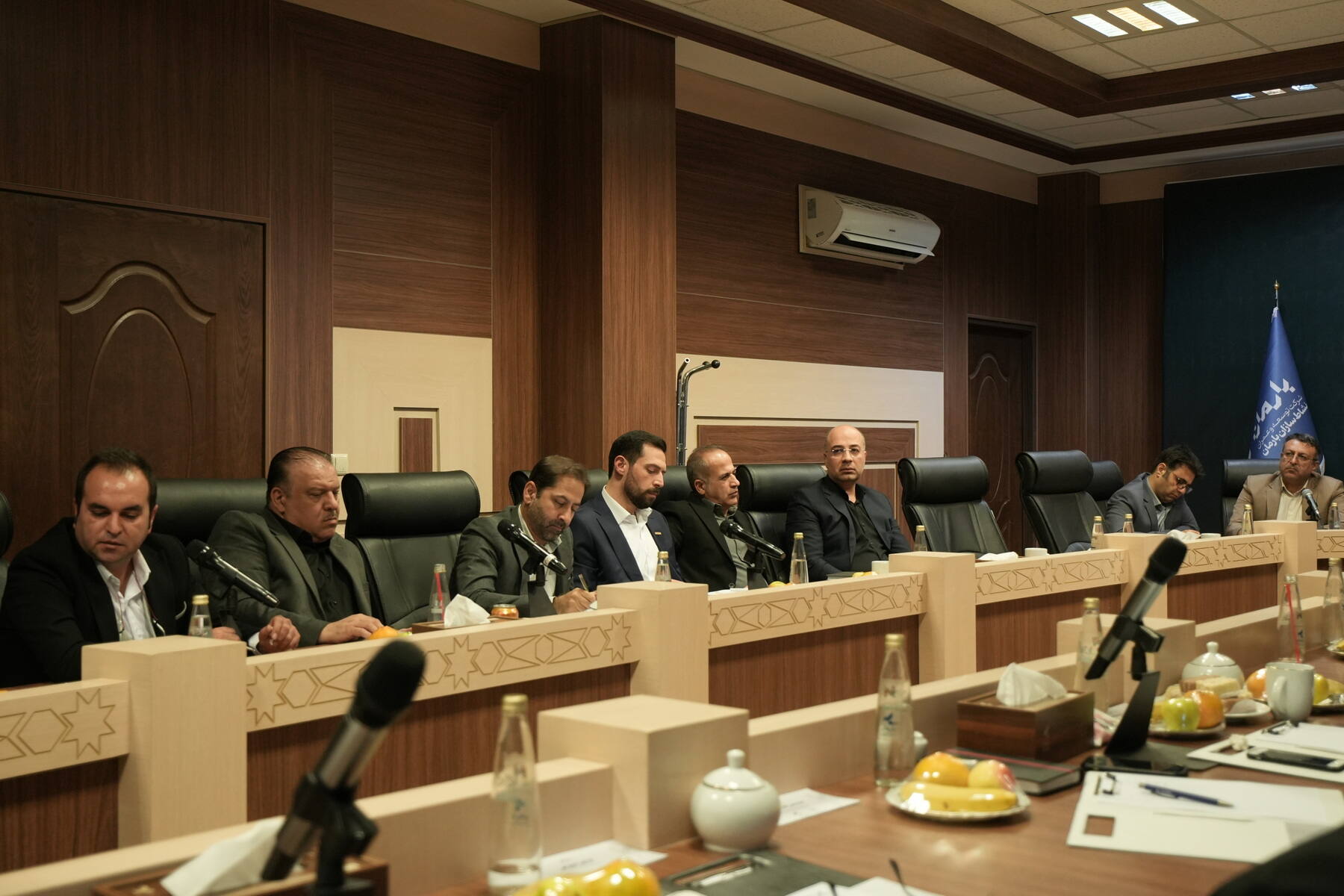 نخستین گردهمایی سازندگان قم با حضور قائم‌مقام گروه ساختمانی کرمانی برگزار شد