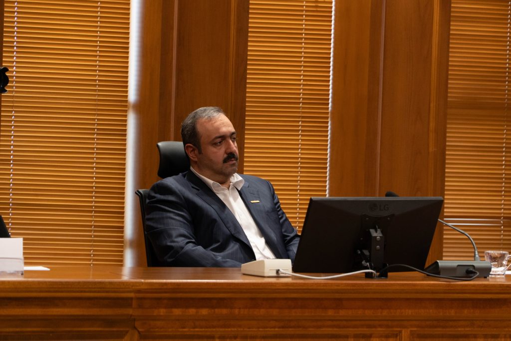 حضور حاج طاهر کرمانی مدیرعامل گروه ساختمانی کرمانی در جلسه شورای اسلامی شهر قم